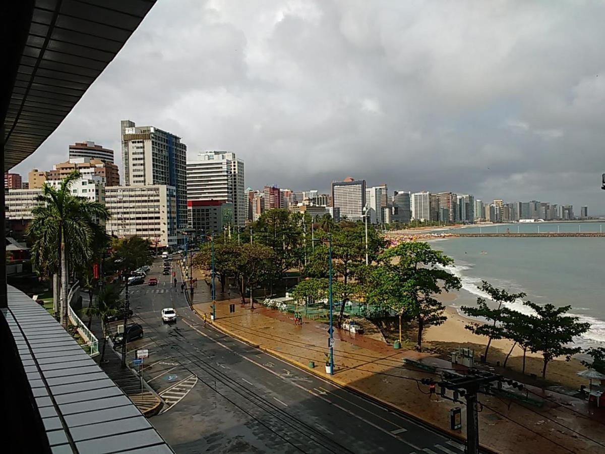 Apt. Em Hotel Na Av. Beira Mar Em Fortaleza Luaran gambar